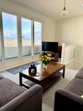 House by the Sea, Worthing